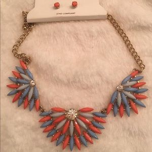 Multicolor necklace set